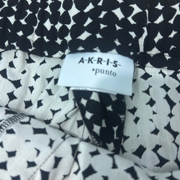 Akris Punto Black and White Polka Dot Printed Cropped Pants Size 8 - Picture 7 of 13